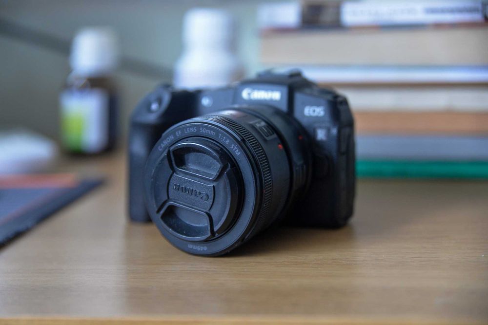 Canon EOS RP Full Frame + Obiectiv 50mm f1.8 STM + Adaptor EF-EOS R