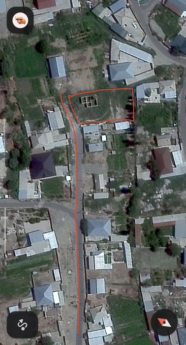 Участок с не достроенныйм домом