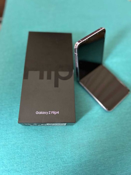 Samsung z flip 4 11мес.г