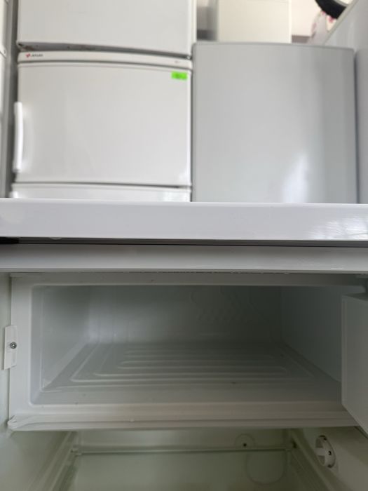 Хладилник със камера Electrolux