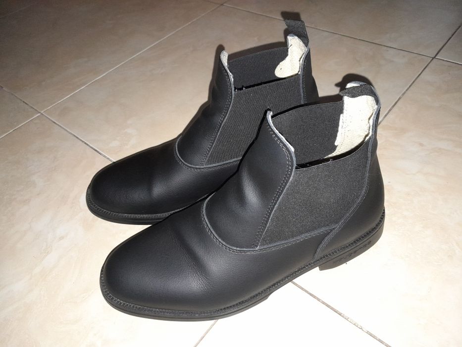 Кожени боти, номер 42