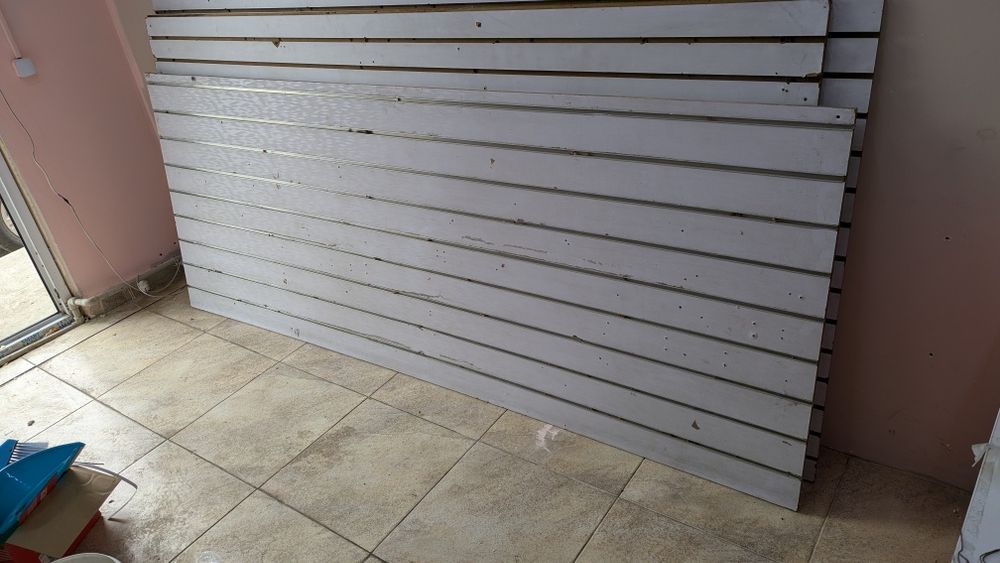 Эконом Понели Белый