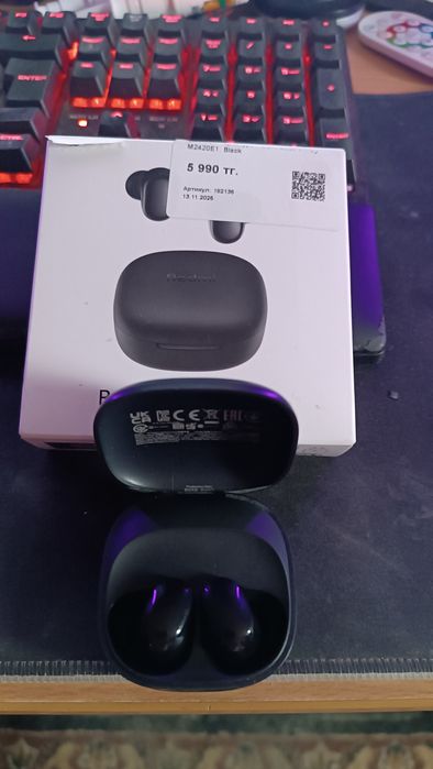 Продам наушники redmi buds 6 play