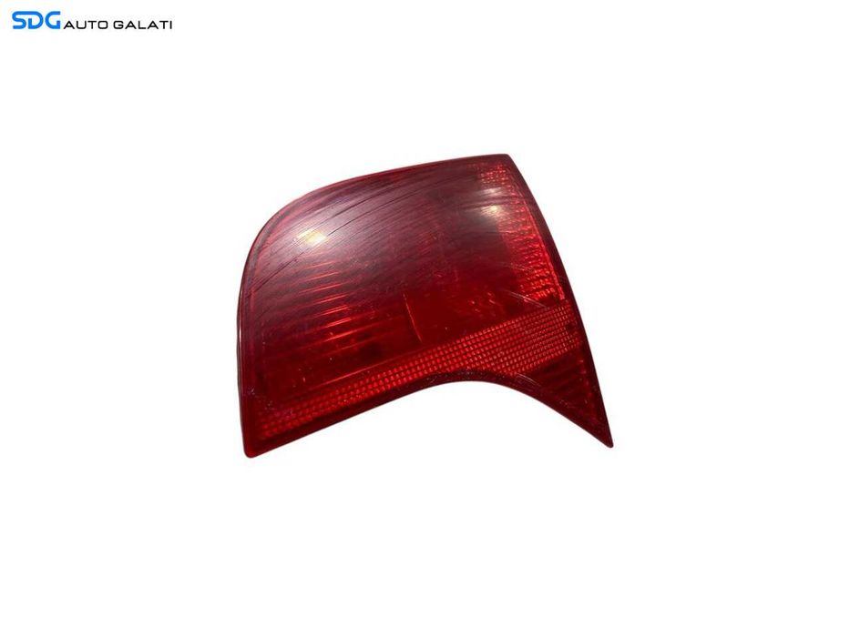 Stop Lampa Tripla Dreapta de pe Haion Haion Portbagaj Audi A4 B7 2004 - 2008 Cod 8E9945094 [L6425]