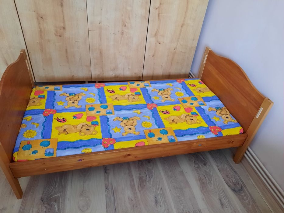 Pat copii 140x70 cm cu saltea 5 cm grosime