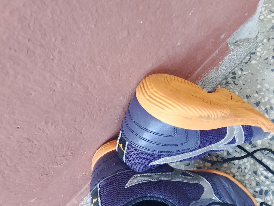 Маратонки Mizuno