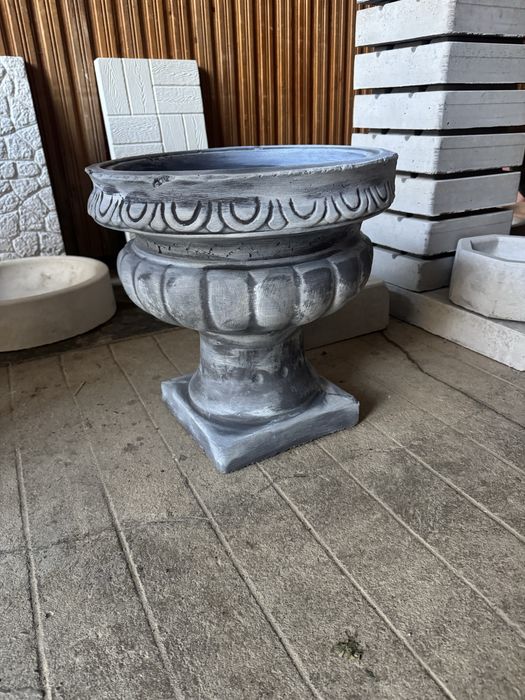 Ghiveci din beton