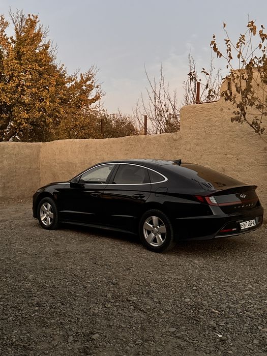 Hyundai sanata kirditni davom etrishga