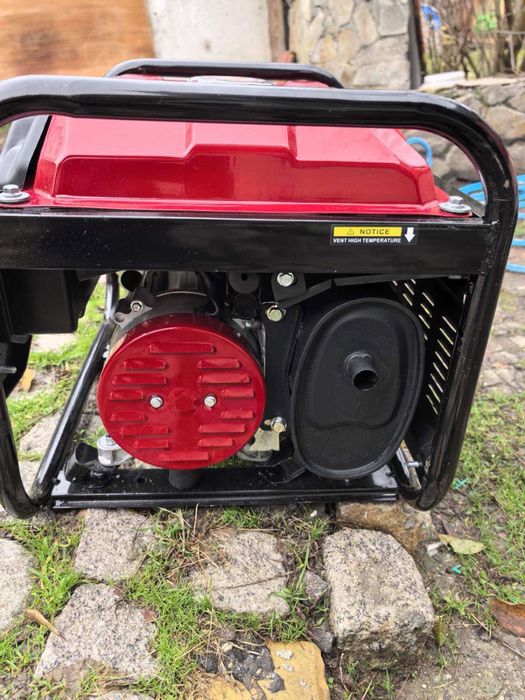 Генерятор 3 фазен монофазен Honda ECMT 7000 Чисто нов