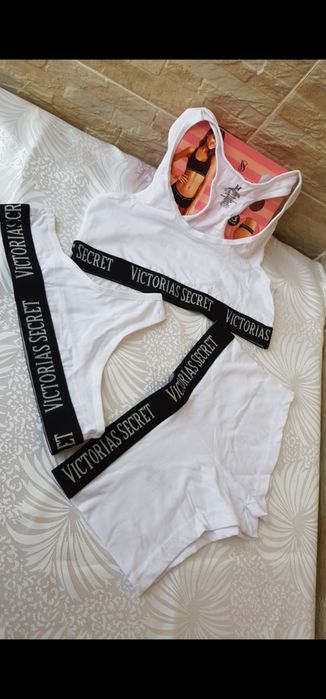 Set victoria secret 3 piese bustiera tanga boxeri alb marime S