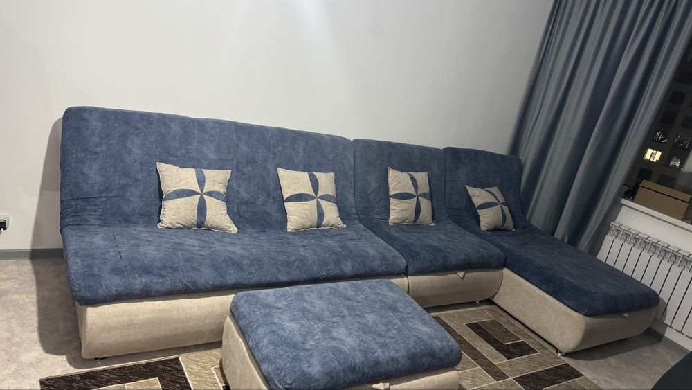 Срочно продам диван  Хорошее состояние