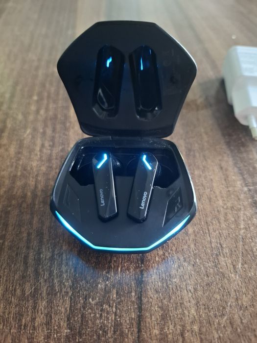 Продам наушники Lenovo