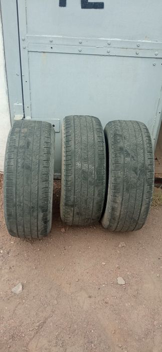 Продам шины  б/у летние.