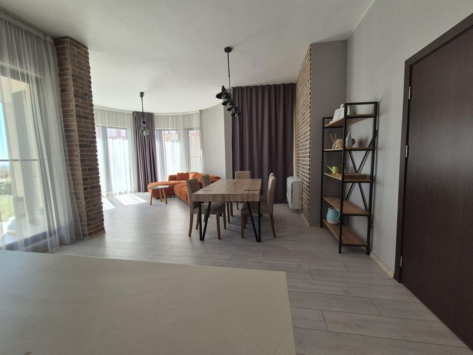 Луксозна Къща в кв. Сарафово, м. Лахана