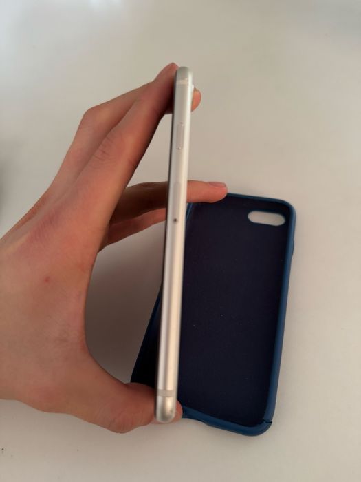 Айфон се 2022 Iphone se iphone se ce