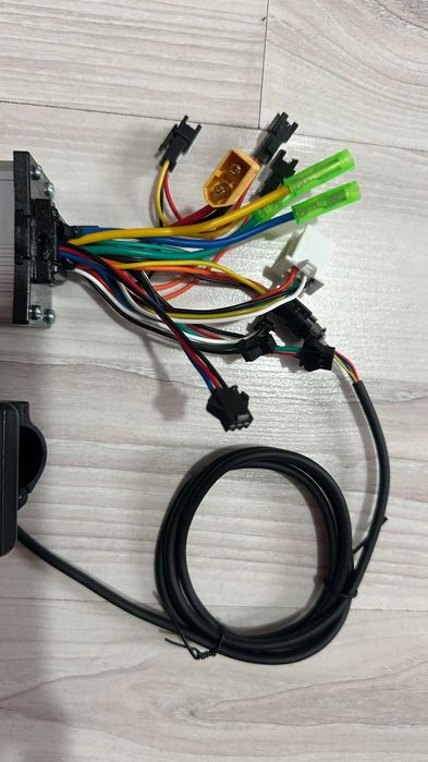 Set controler + display 24/36/48v/15A pentru biciclete electrice