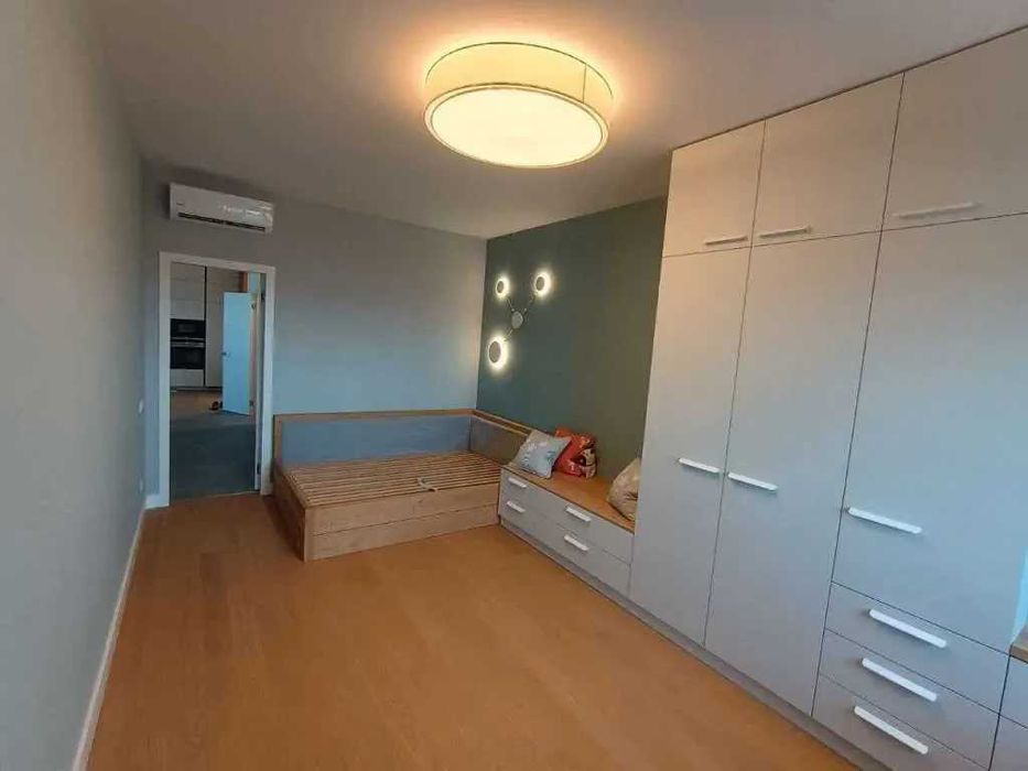 Дава се под наем Тристаен апартамент в София, Зона Б-18 - 90 кв.м за 663 € - Снимка #3