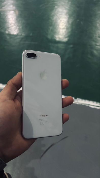 Айфон 8+ емкость 68