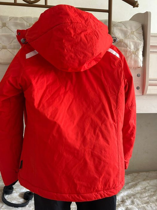 Продается лыжный костюм