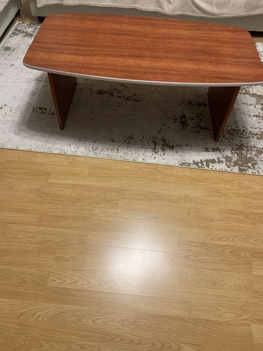 Mobila living 2 corpuri pe colt + 1 masuta living