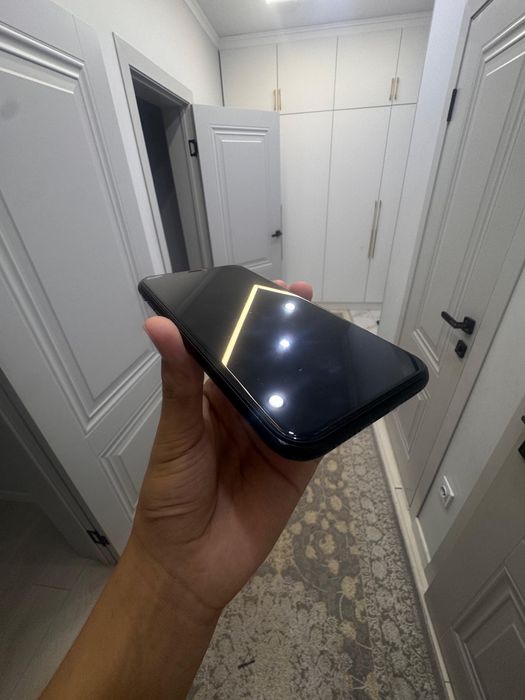 айфон Xr 128gb каропка есть