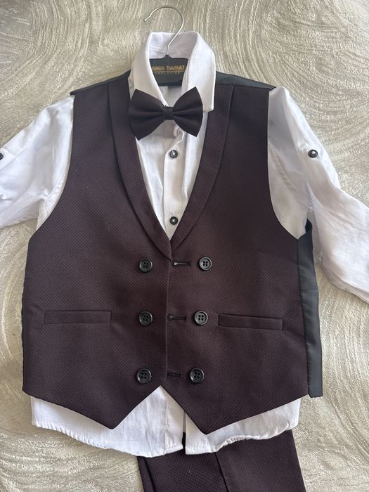 Продам костюм для мальчика