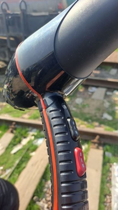 Gazonakasilka Makita