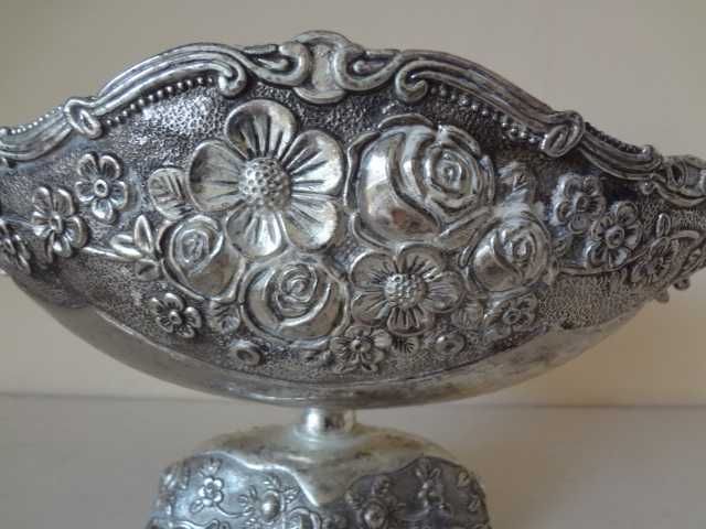 Голяма разкошна сребриста купа