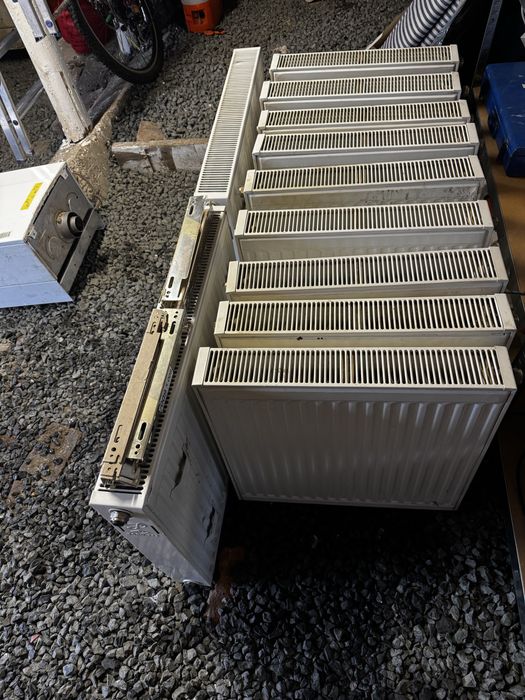 Calorifere 600x600 si 600x800 11 buc  70 lei bucata