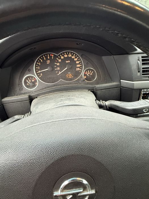 Vand opel Meriva, perfect functional sau dezmembrez!
