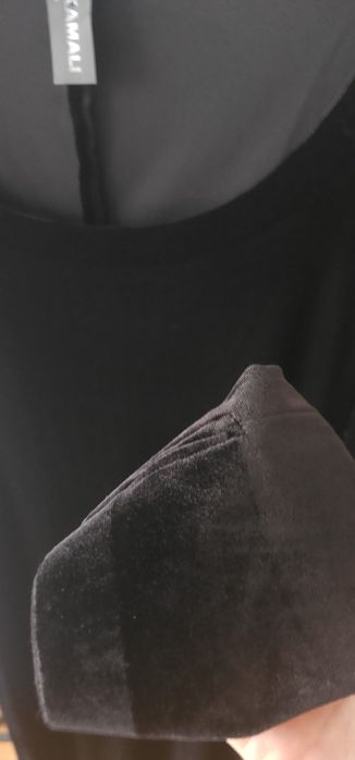 Norma Kamali черна секси рокля с цепка