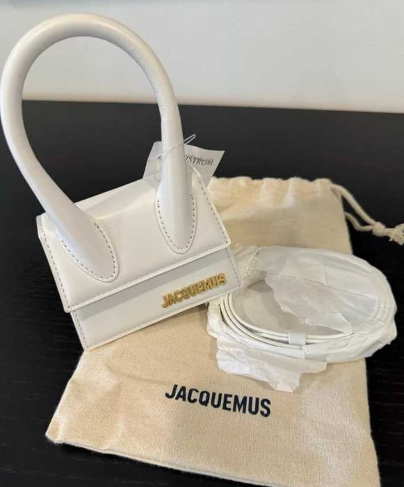 Geanta Jacquemus Le Chiquito Alba din Piele Naturala