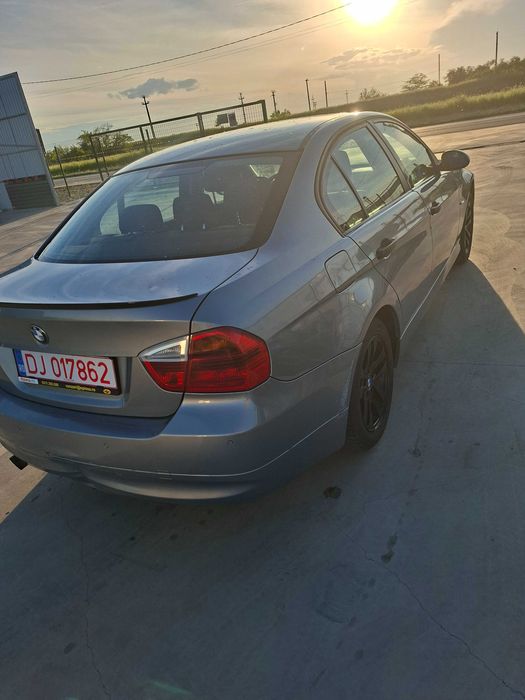 Bmw E90 318i 2.0 129 cp
