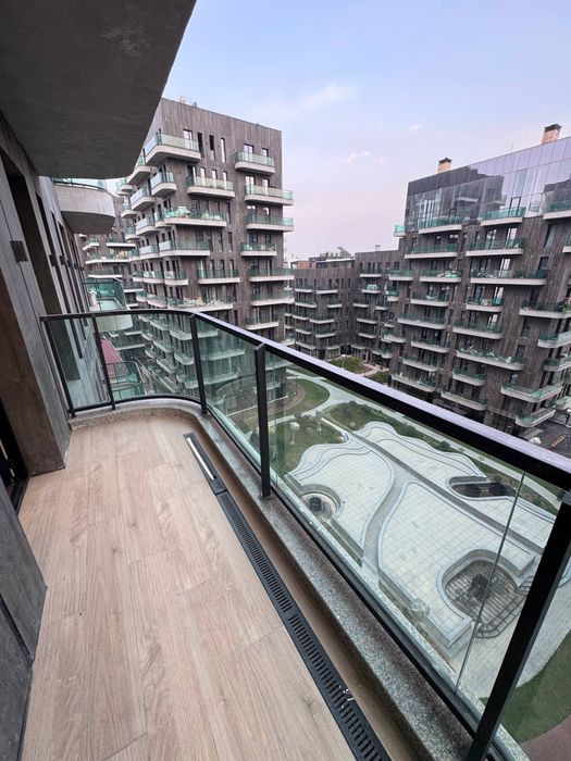 3- комнатная квартира ЖК Parkwood с видом во двор фантан. Срочно!