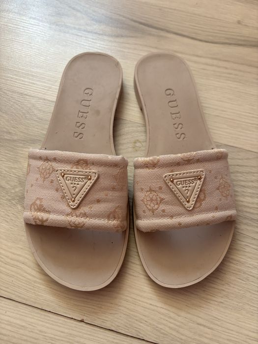 Дамски чехли guess