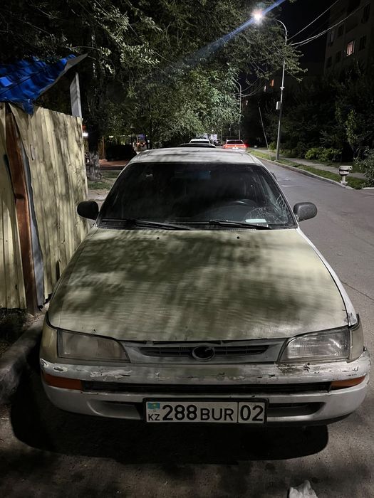 Тайота Карола 1.3