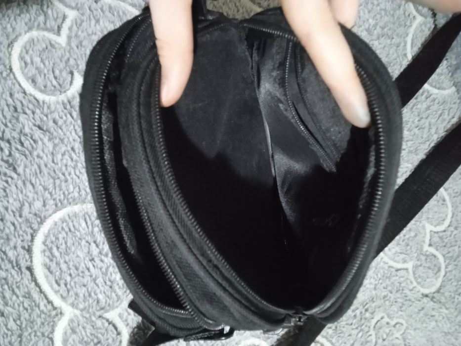 сумка Carhartt через плечо