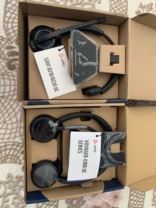 Слушалки Poly Savi 8210uc