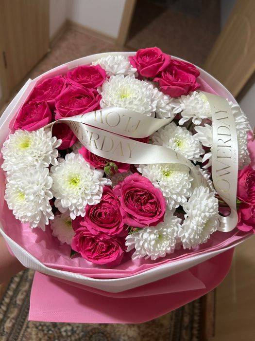 букет цветов за 9 к свежие брали за 16 к