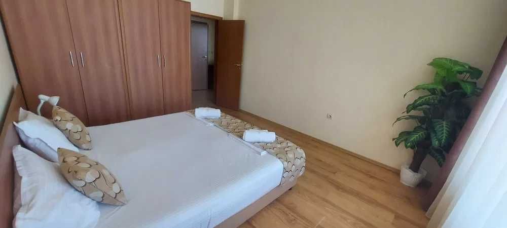 Продава се Двустаен апартамент в Несебър - 68 кв.м за 645 €/кв.м - Снимка #1