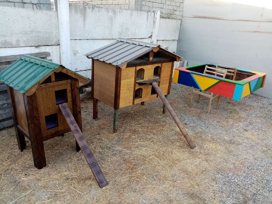 Домик для кошек. В наличии.