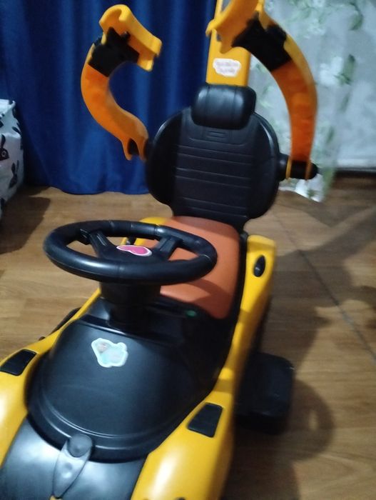Продам детский толокар.