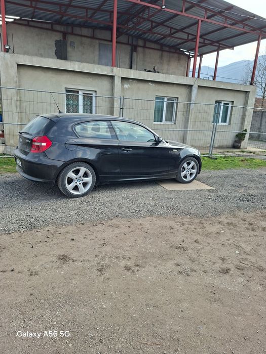 Продавам BMW 120