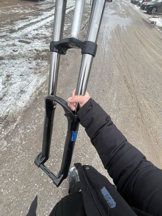 Вилка за колело rock shox domain 2017 27,5