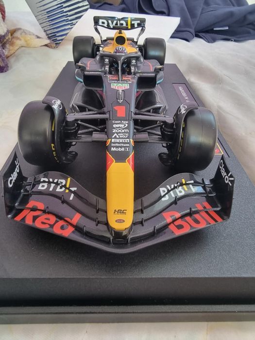 Red bull rb19 USA miami gp 2023 Max Verstappen  1/18 bburago F1