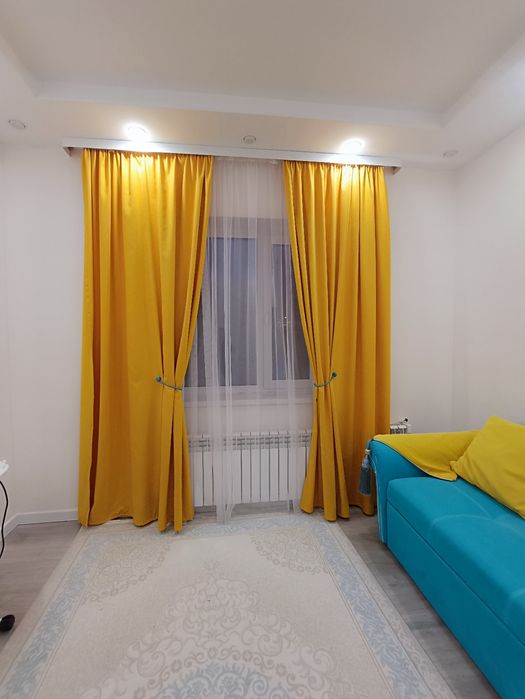 Продам диван и шторы