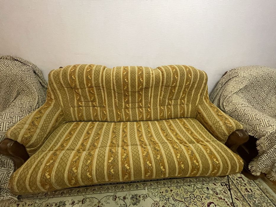 Продам диван б/у