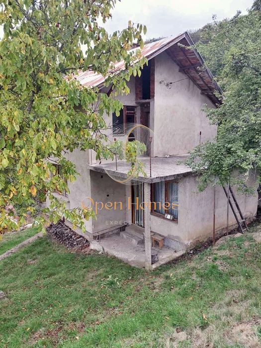 Продава се Къща в с. Блатец, Област Кюстендил - 120 кв.м за 317 €/кв.м - Снимка #2