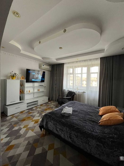 1 комнатная в центре Уральска