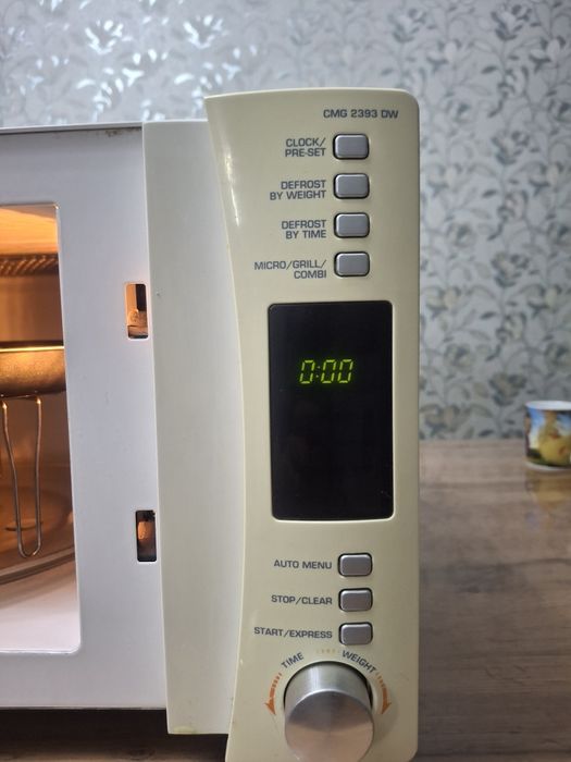 Продам микраврлновка